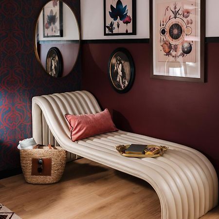 Uncommoner Hotel By Reverie Boutique Collection West Yarmouth Bagian luar foto