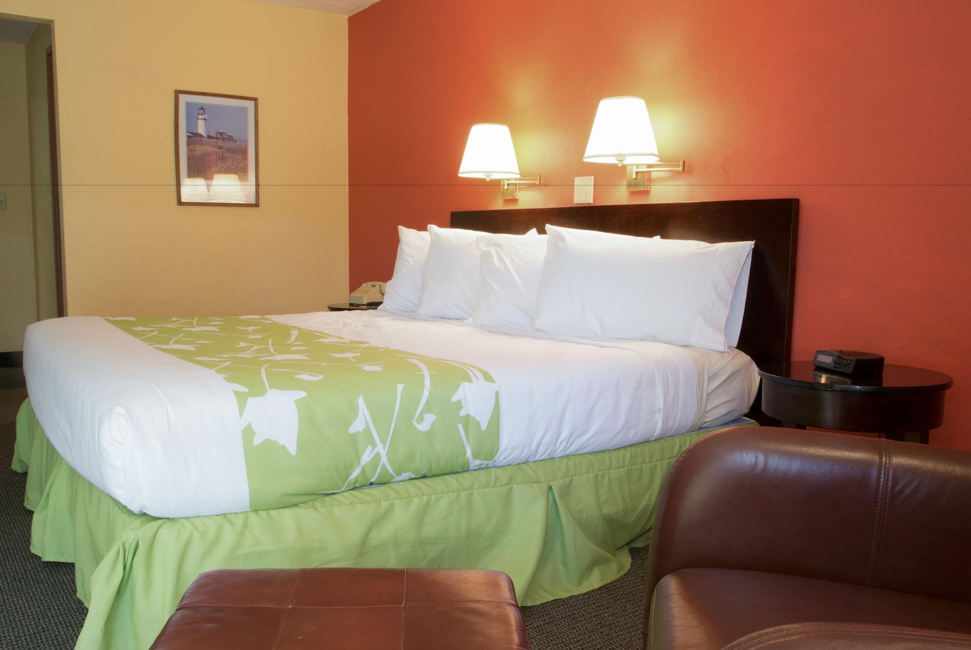 Uncommoner Hotel By Reverie Boutique Collection West Yarmouth Bagian luar foto