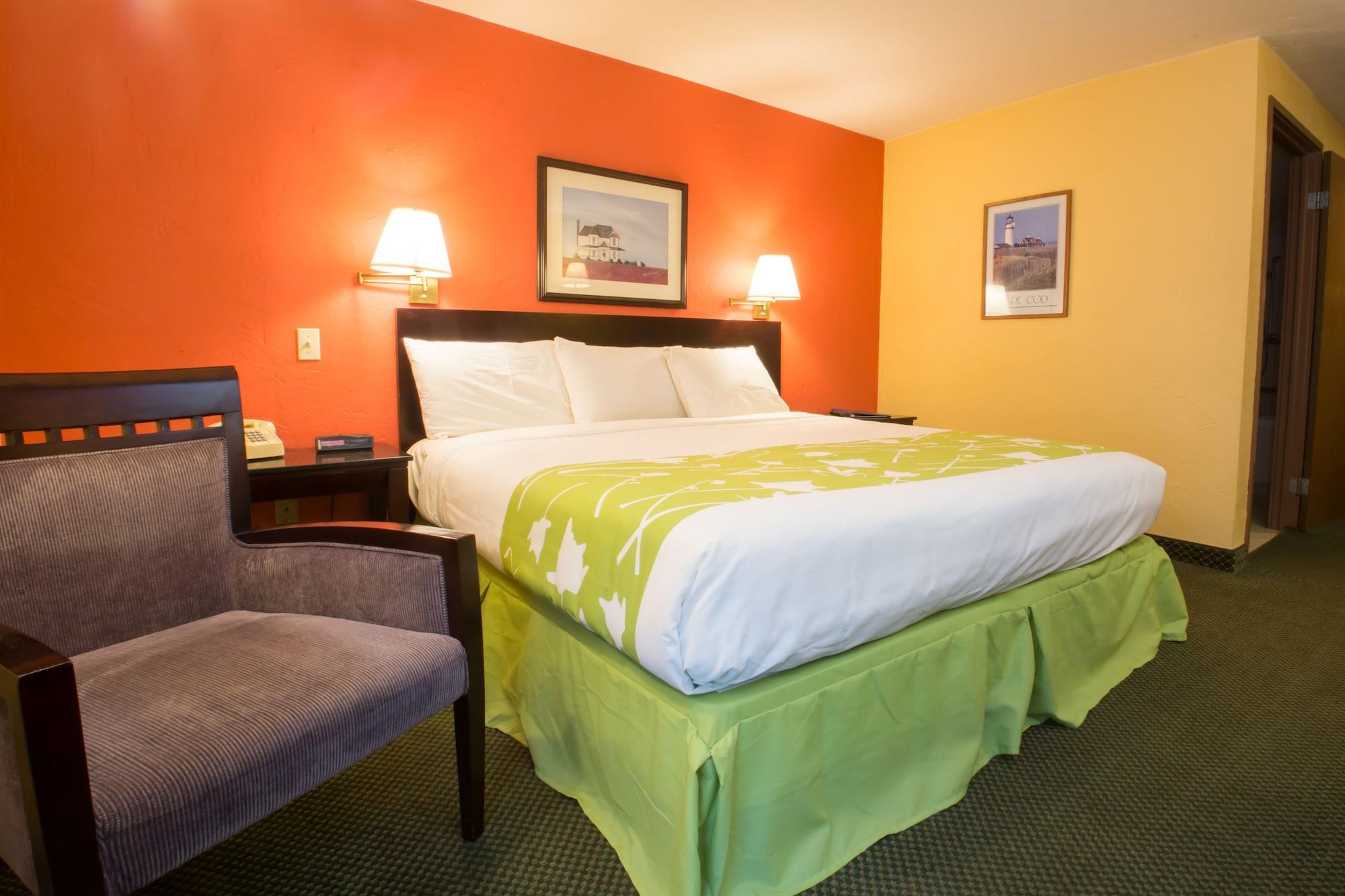 Uncommoner Hotel By Reverie Boutique Collection West Yarmouth Bagian luar foto