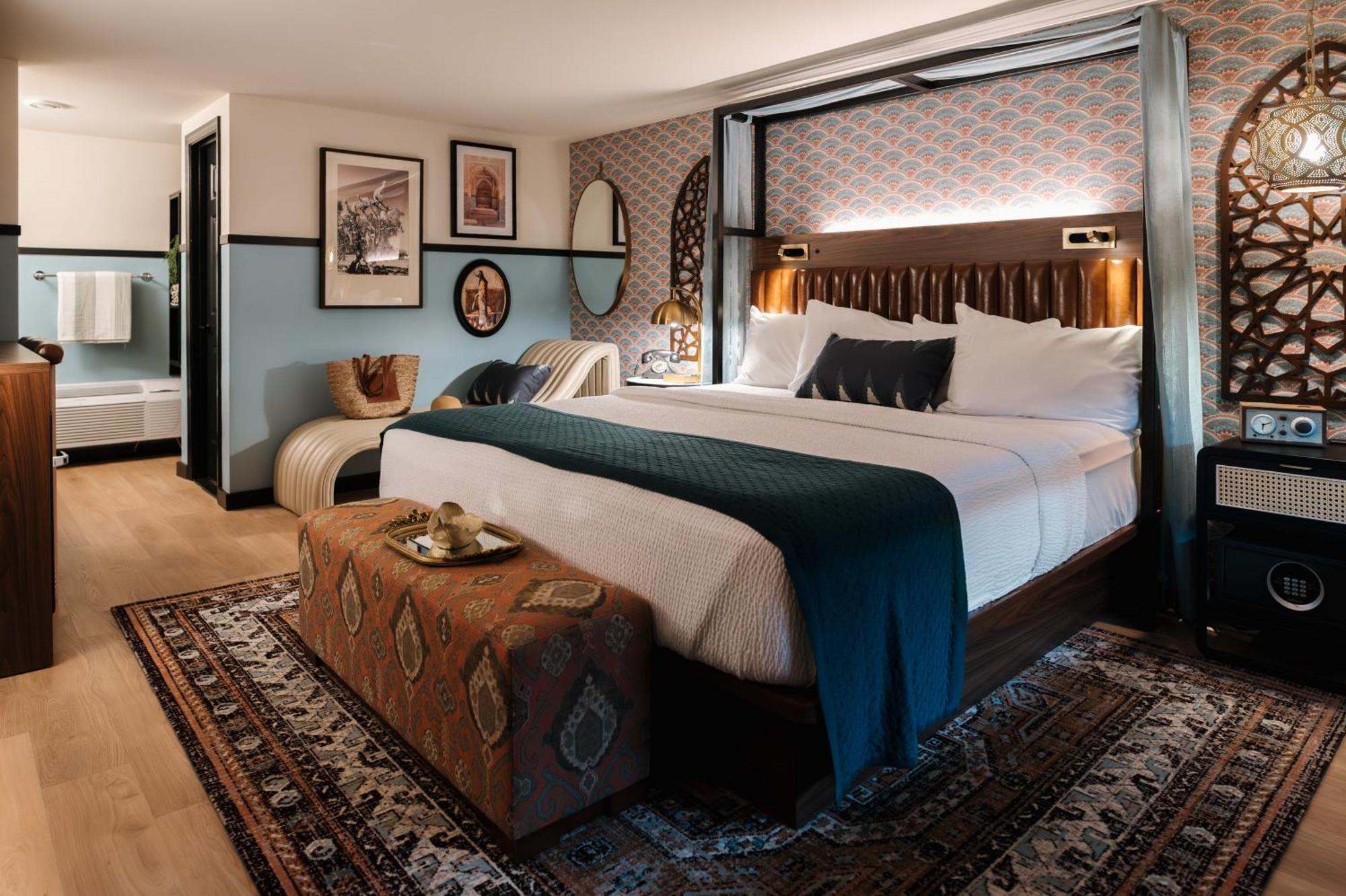 Uncommoner Hotel By Reverie Boutique Collection West Yarmouth Bagian luar foto