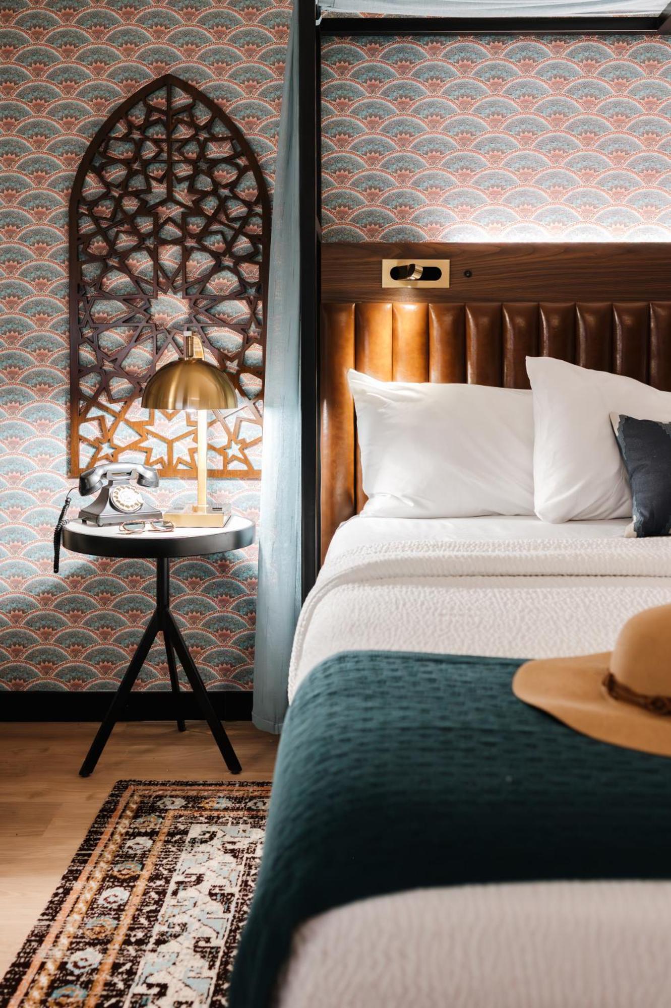Uncommoner Hotel By Reverie Boutique Collection West Yarmouth Bagian luar foto
