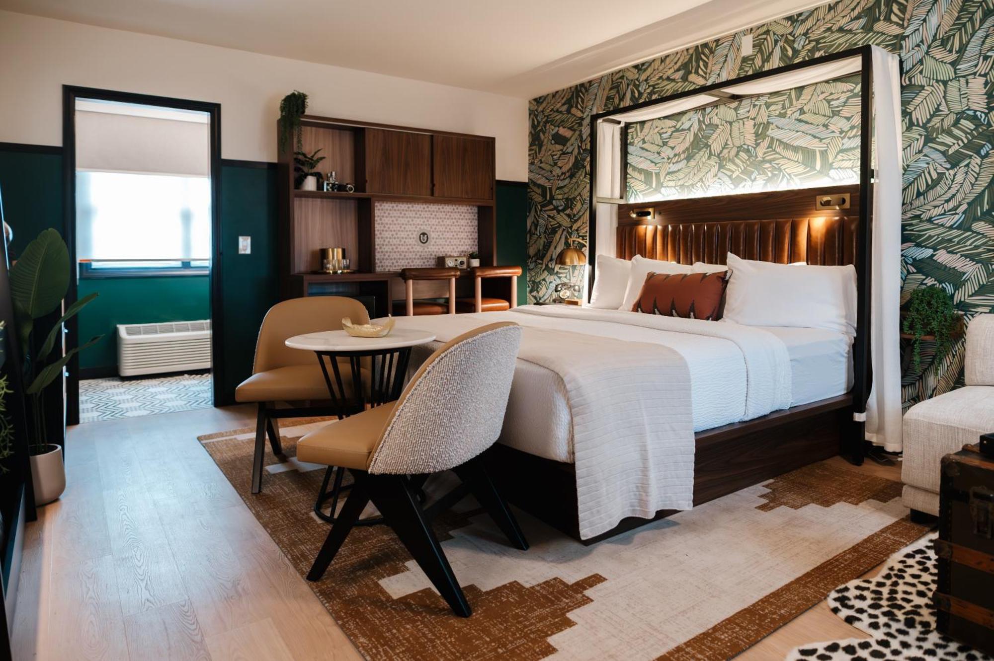 Uncommoner Hotel By Reverie Boutique Collection West Yarmouth Bagian luar foto