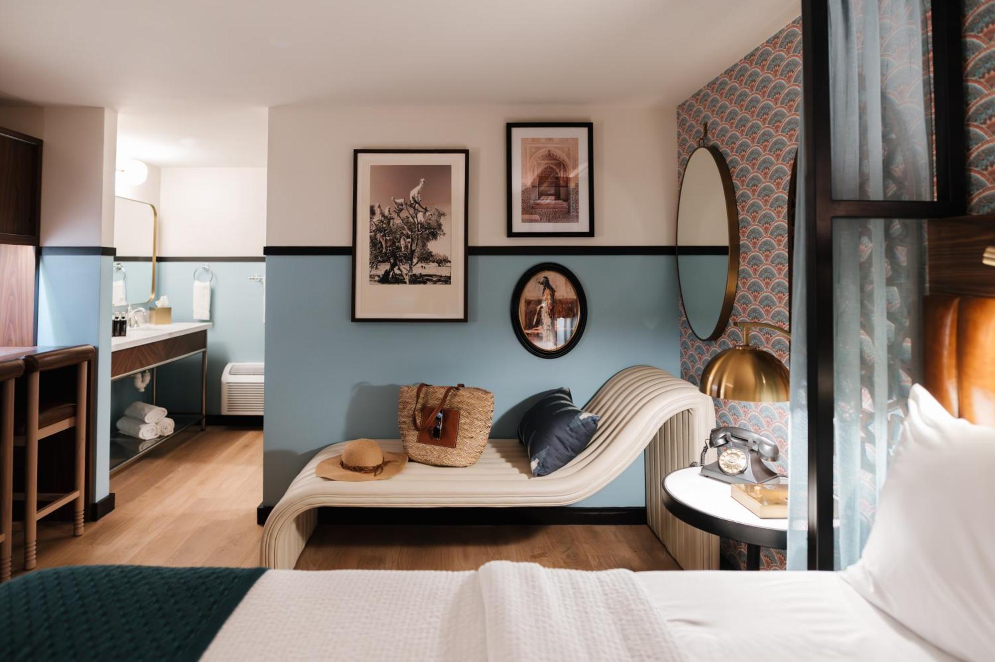 Uncommoner Hotel By Reverie Boutique Collection West Yarmouth Bagian luar foto