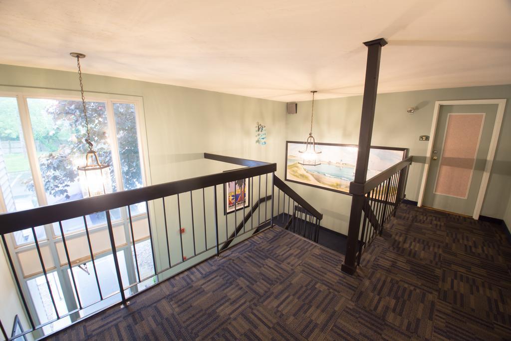 Uncommoner Hotel By Reverie Boutique Collection West Yarmouth Bagian luar foto
