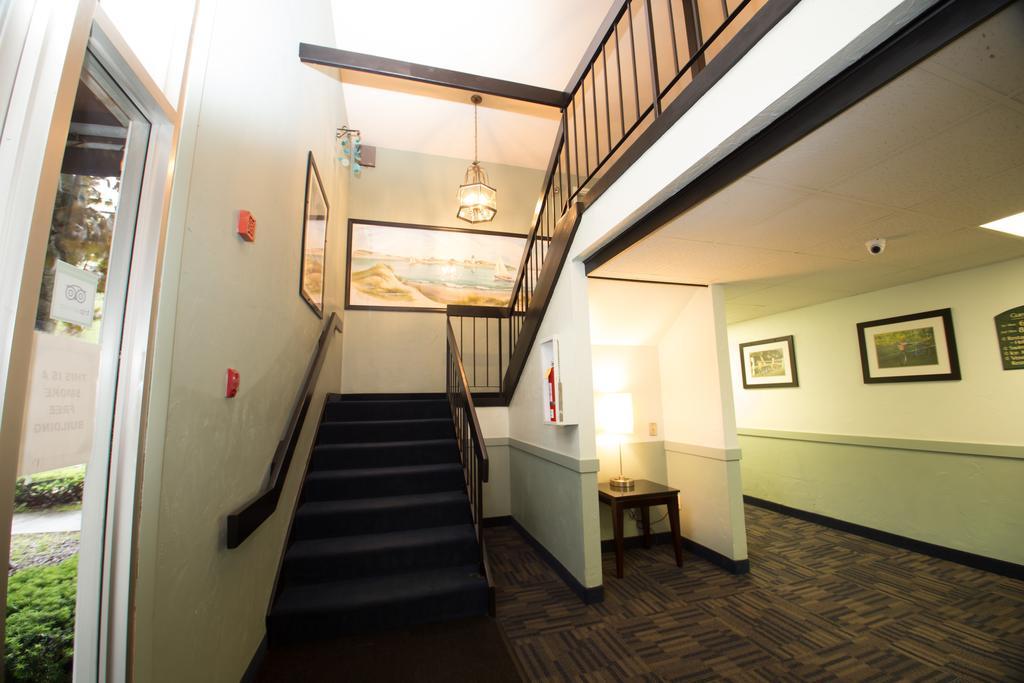 Uncommoner Hotel By Reverie Boutique Collection West Yarmouth Bagian luar foto