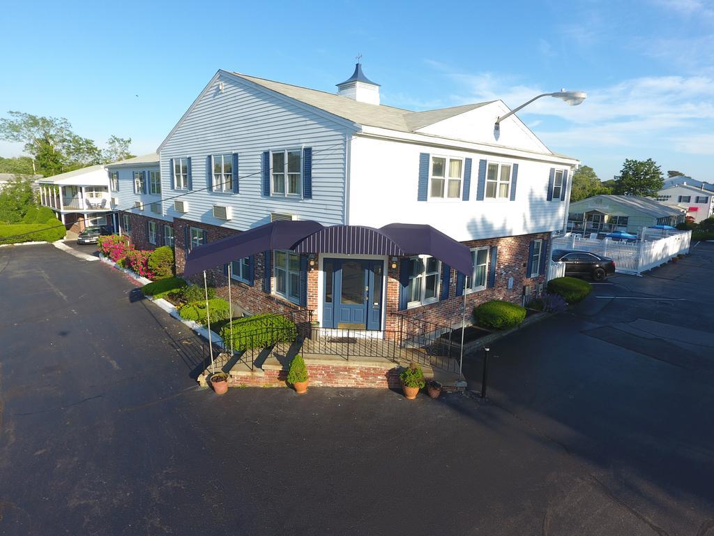 Uncommoner Hotel By Reverie Boutique Collection West Yarmouth Bagian luar foto