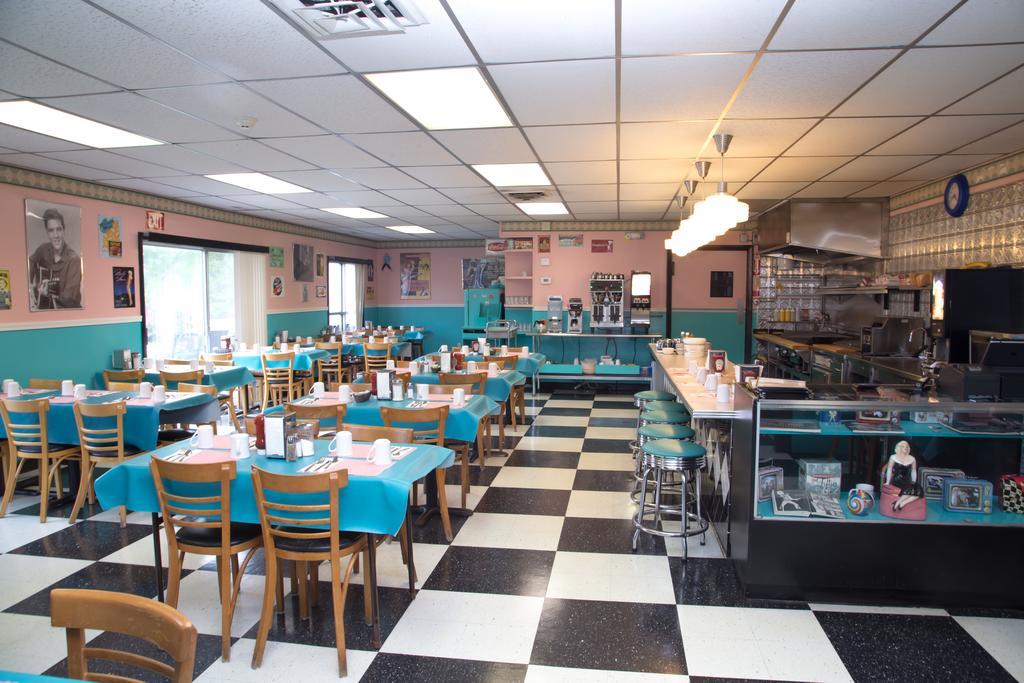 Uncommoner Hotel By Reverie Boutique Collection West Yarmouth Bagian luar foto