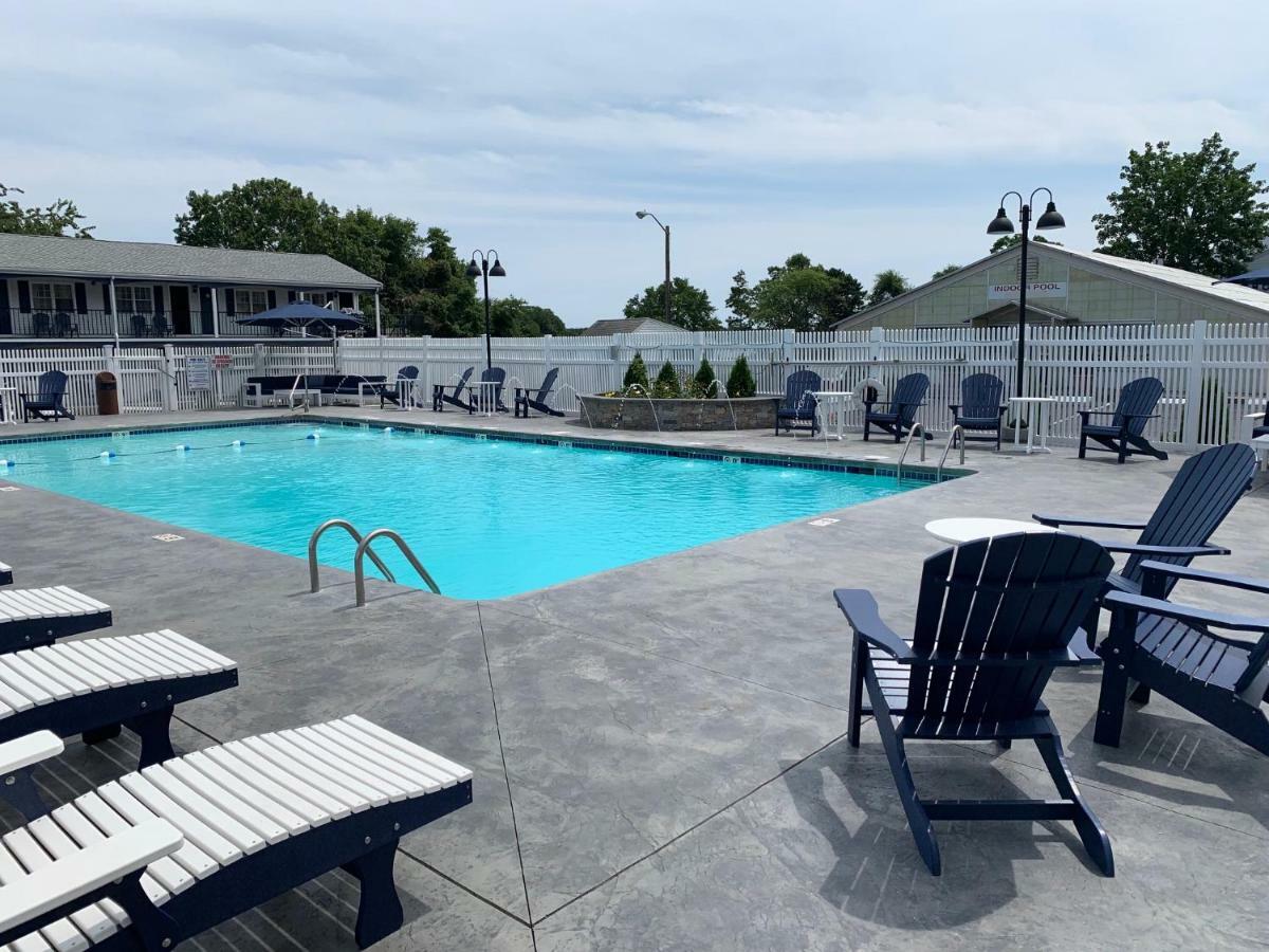 Uncommoner Hotel By Reverie Boutique Collection West Yarmouth Bagian luar foto